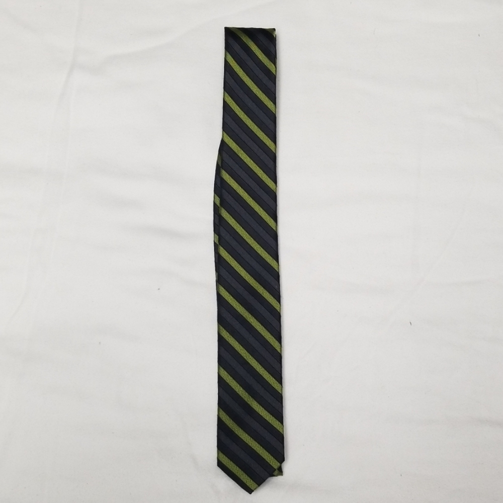 🔰BOGO🆓🔰 Van Heusen Studio Skinny Tie